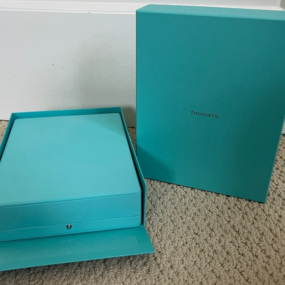 Tiffany & Co Blue Leather Necklace Jewelry Empty Display Presentation Case + Box - Picture 13 of 16